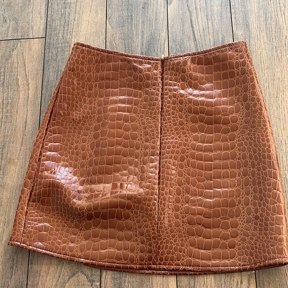 Princess Polly brown animal print skirt - Picture 2 of 4